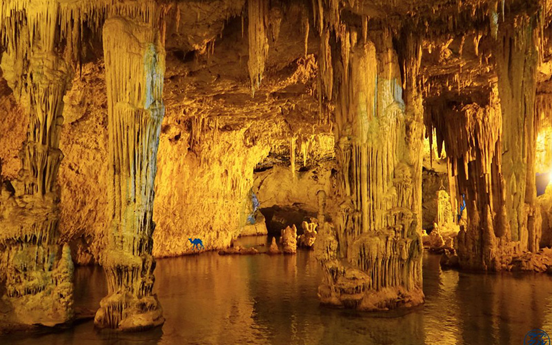 5 sites touristiques a visiter lacs de l eau d heure grottes nepture