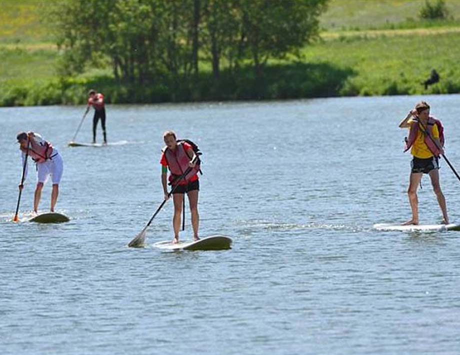 activiteiten aan de meren van l'eau d'heure - Stand Up Paddle