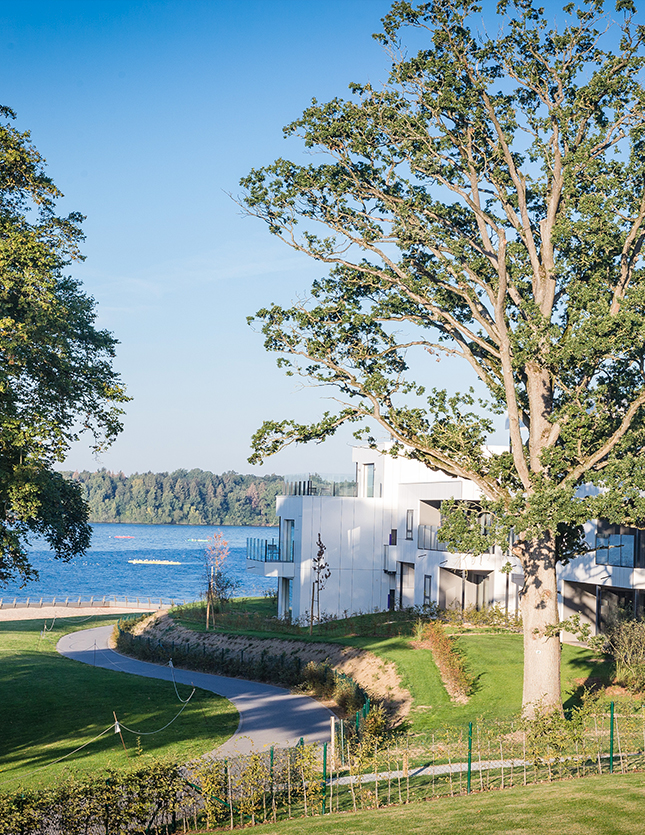 Hotel lacs de l'eau d'heure golden lakes village