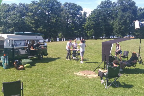 La Grande Balade (RTL TVI) en tournage aux Lacs de l'Eau d'Heure